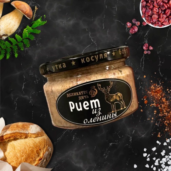 Риет из мяса оленя с лесными грибами и клюквой